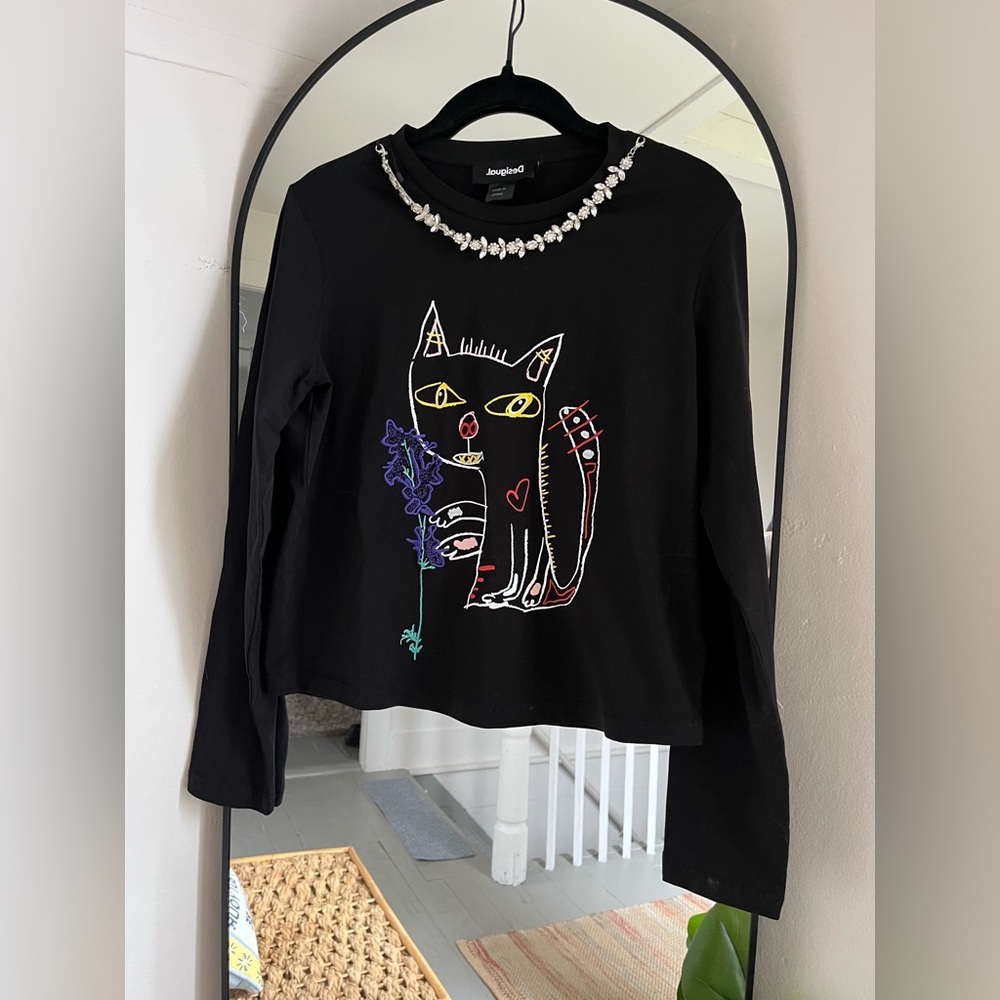 Desigual Black Cat Graphic Long Sleeve Tee - Picture 4 of 8